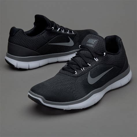 Nike Free Trainer V7 Sneakers for Men 